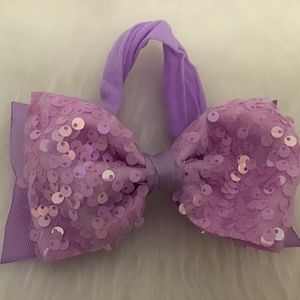 Exclusive Bow